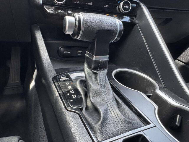 2023 Kia K5