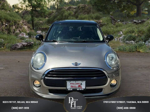 2017 MINI Hardtop 4 Door Cooper