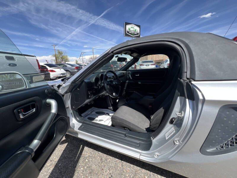 2002 Toyota MR2 Spyder