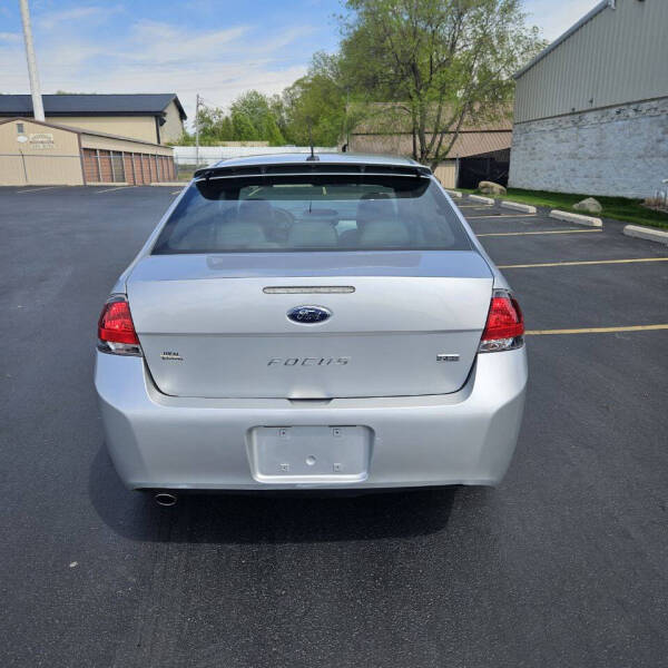 2010 Ford Focus SES