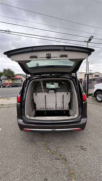 2017 Chrysler Pacifica