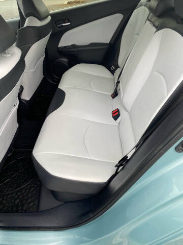 2019 Toyota Prius Limited