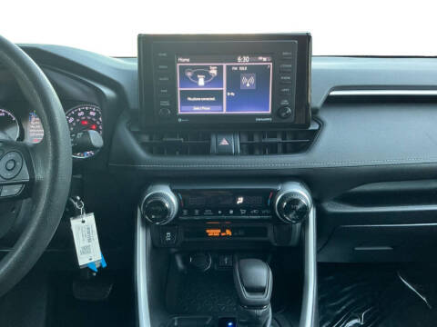 2020 Toyota RAV4 Hybrid LE