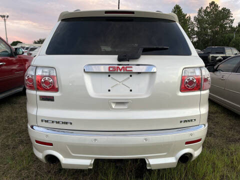 2011 GMC Acadia Denali