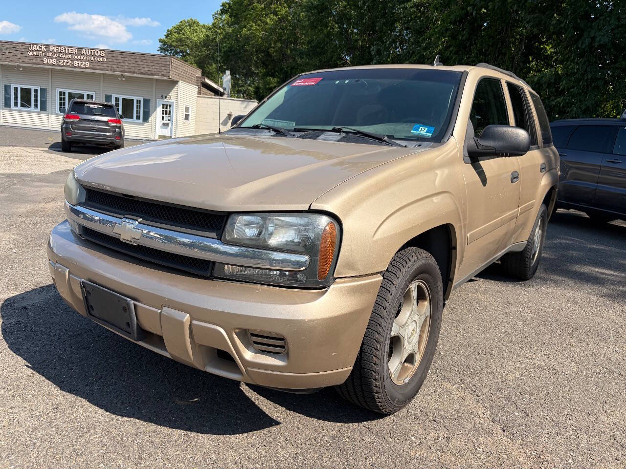 Tan 2007 Chevrolet TrailBlazer LS LS 4dr SUV 4WD 1