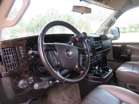 2017 Chevrolet Express 2500