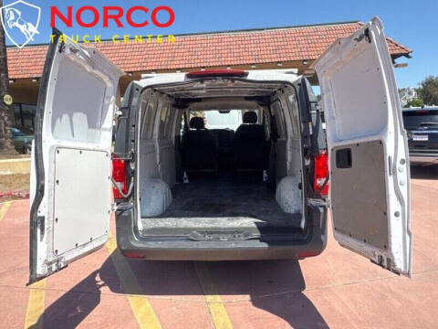 2017 Mercedes-Benz Metris Worker Cargo