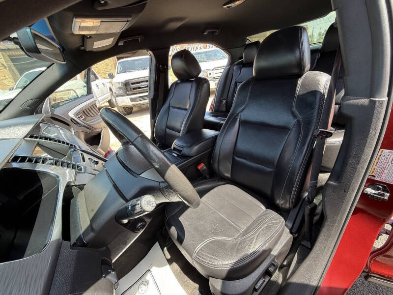 2017 Ford Taurus SEL