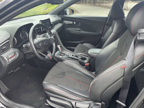 2019 Hyundai Veloster 2.0L