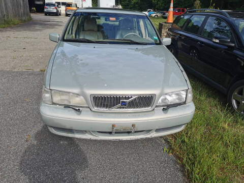 2000 Volvo V70 for sale at 106 Auto Sales in West Bridgewater MA