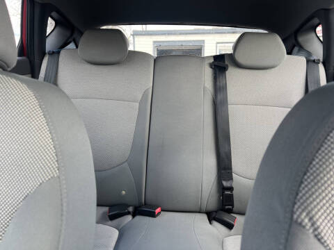 2012 Hyundai Accent GS