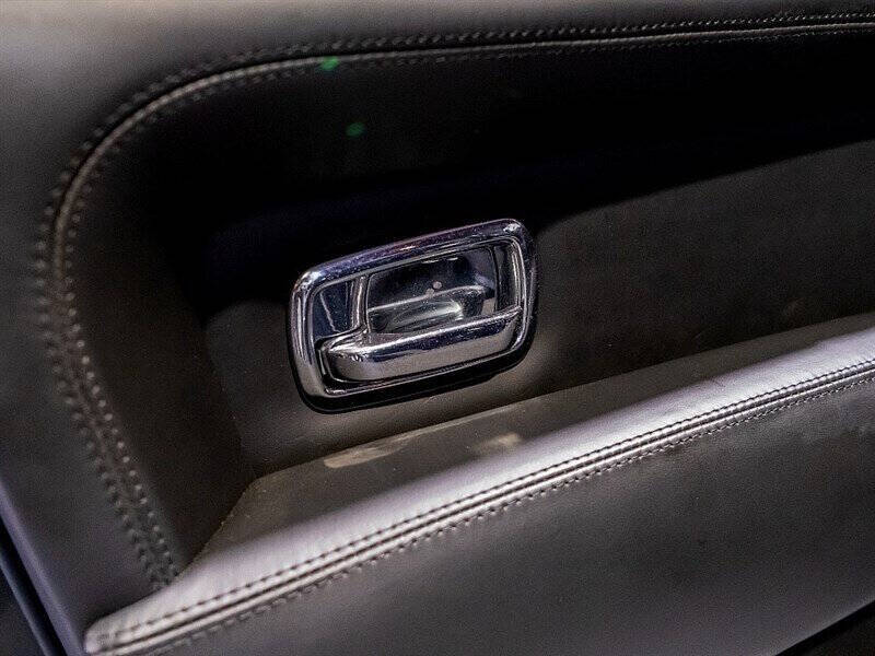 2008 Bentley Azure 40