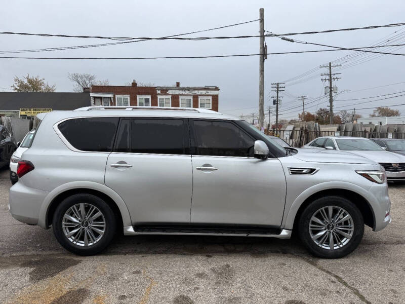 2019 Infiniti QX80 Luxe