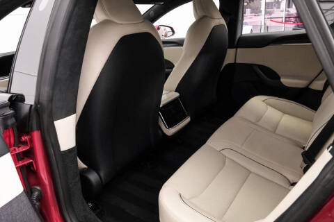 2021 Tesla Model S Plaid