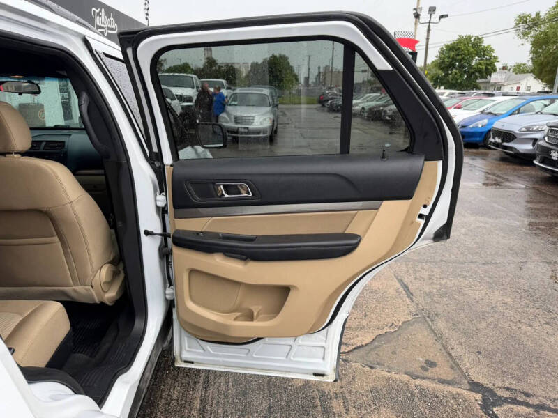 2016 Ford Explorer
