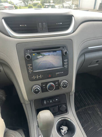 2017 Chevrolet Traverse LS