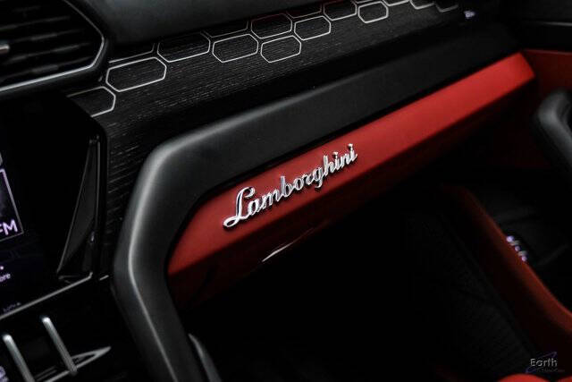 2022 Lamborghini Urus