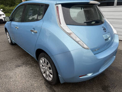 2015 Nissan LEAF S