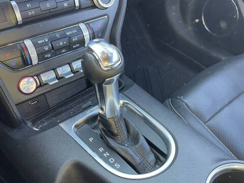 2023 Ford Mustang EcoBoost Premium