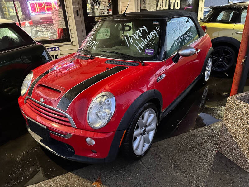 2006 MINI Cooper for sale at JR's Auto Connection in Hudson NH