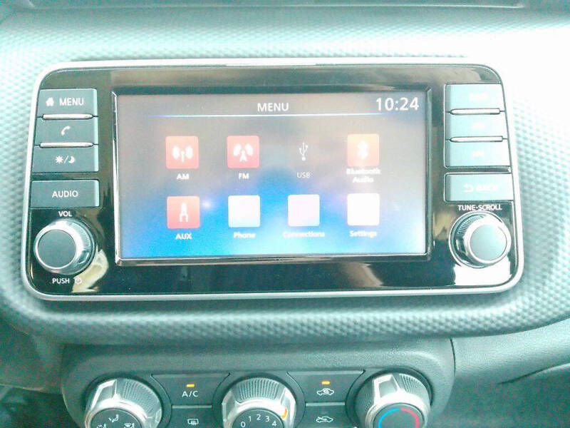 2025 Nissan Kicks Play S