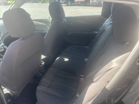 2016 Chevrolet Sonic LT Auto