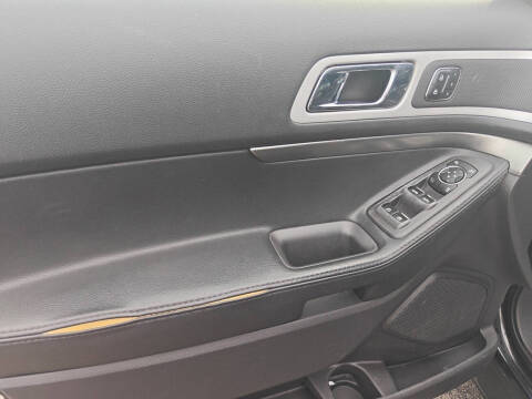 2013 Ford Explorer Sport