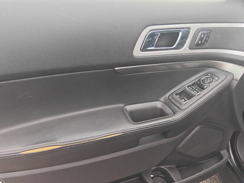 2013 Ford Explorer Sport