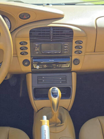 2000 Porsche 911 Carrera