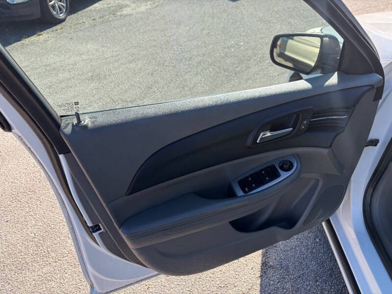 2014 Chevrolet Malibu LS