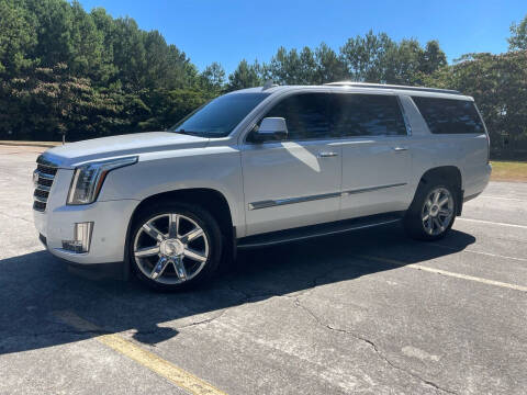 2017 Cadillac Escalade ESV for sale at Selective Cars & Trucks in Woodstock GA