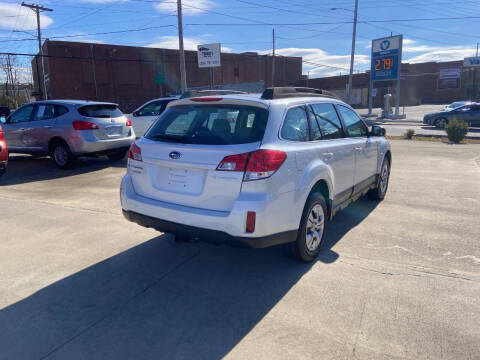 2011 Subaru Outback 2.5i
