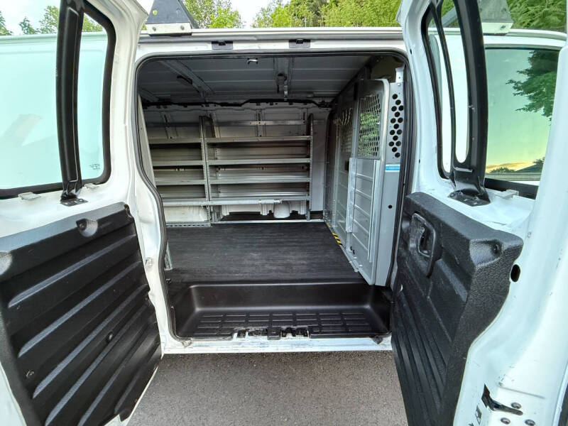 2020 Chevrolet Express 2500