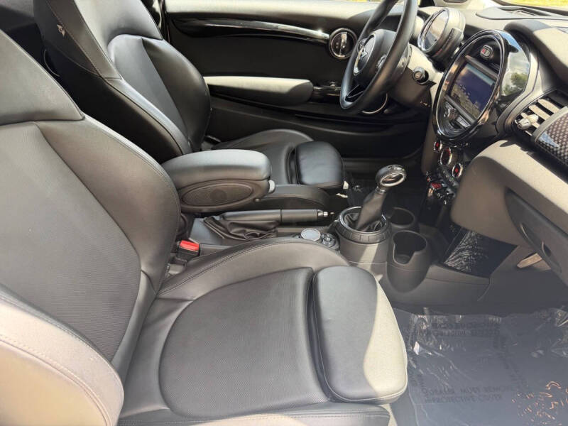 2015 MINI Hardtop 2 Door Cooper S