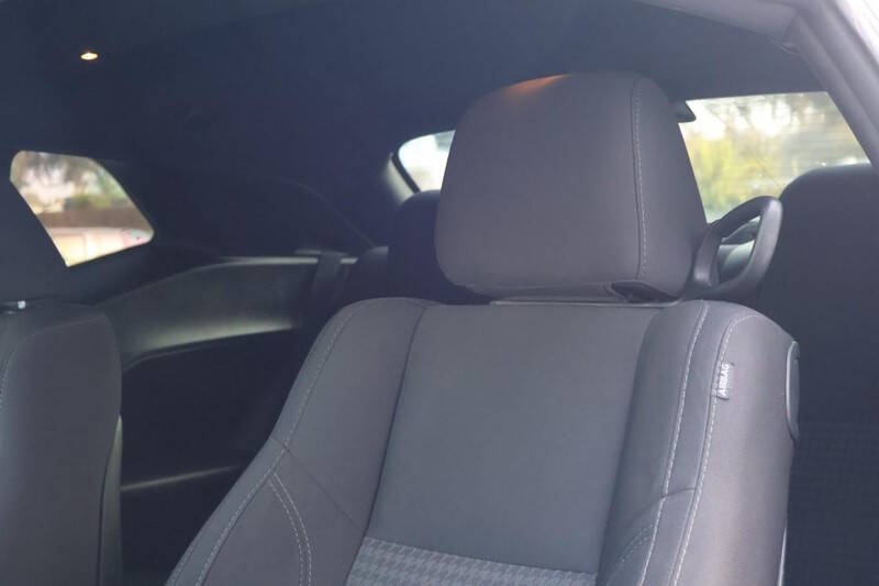 2018 Dodge Challenger SXT