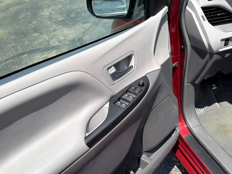 2017 Toyota Sienna