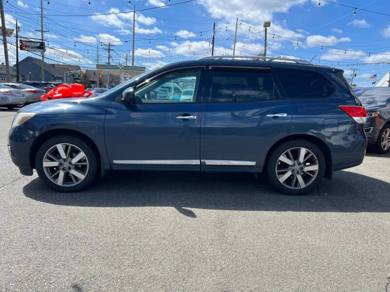 2016 Nissan Pathfinder Platinum