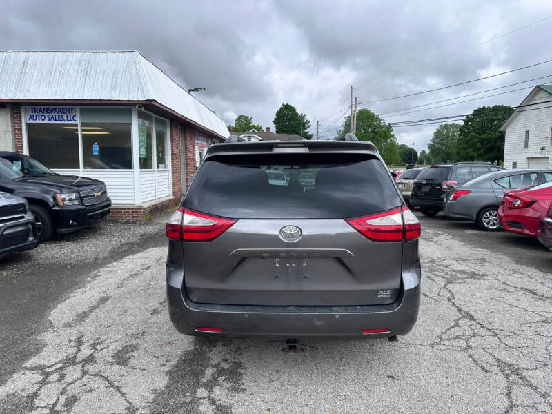2017 Toyota Sienna