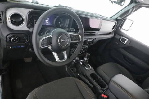 2025 Jeep Wrangler Sahara 4xe