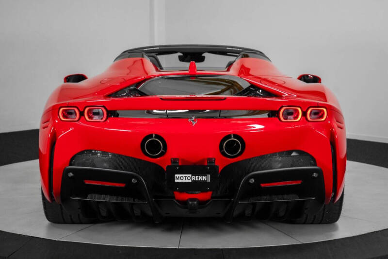 2022 Ferrari SF90 Spider