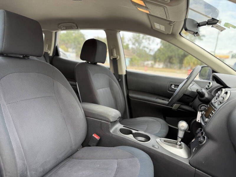 2014 Nissan Rogue Select S