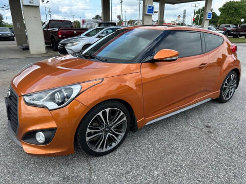 2016 Hyundai Veloster for sale at Modern Automotive in Spartanburg SC
