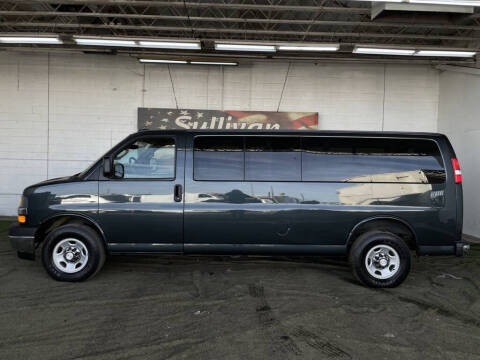 2017 Chevrolet Express LT 3500