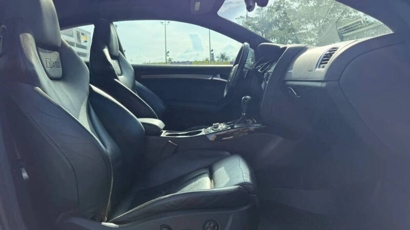 2008 Audi S5 quattro