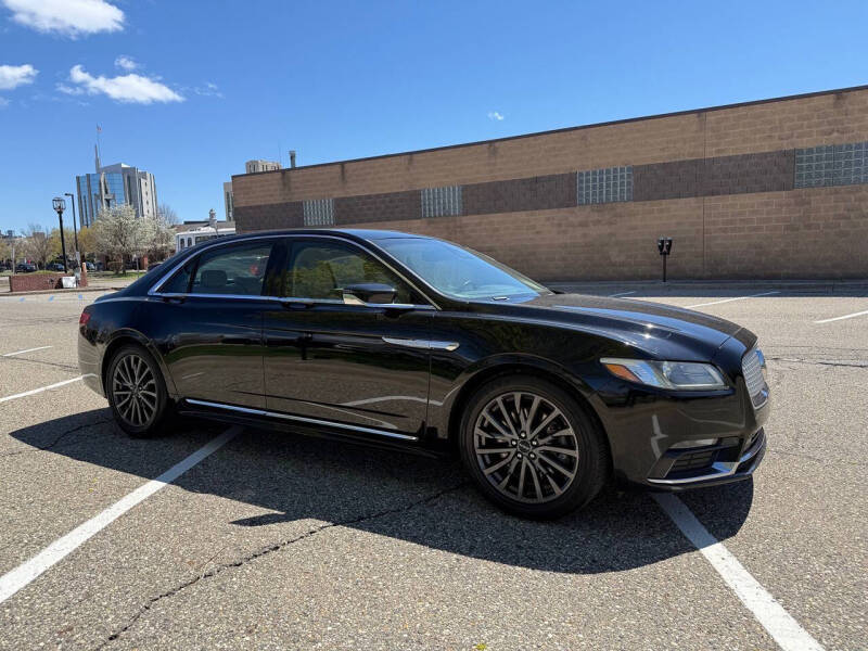 2017 Lincoln Continental Select