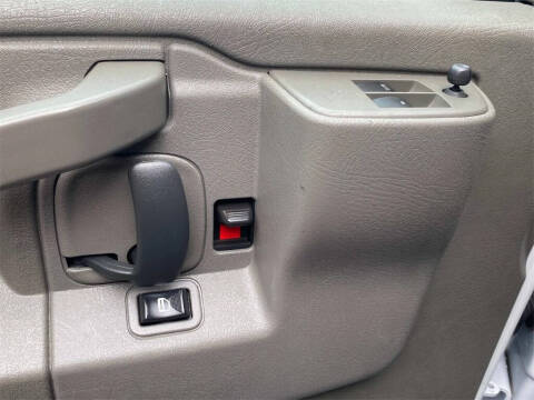 2023 Chevrolet Express 2500