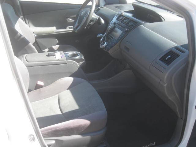 2012 Toyota Prius v Five