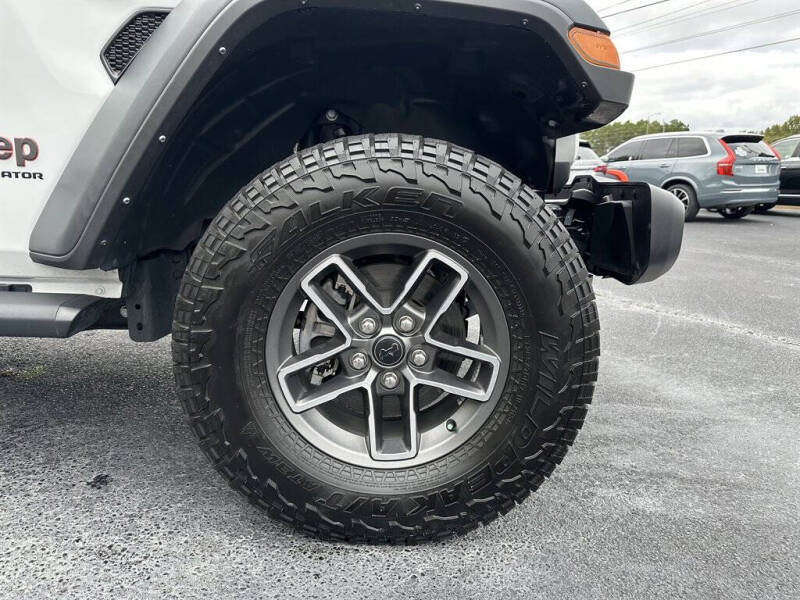 2024 Jeep Gladiator Mojave