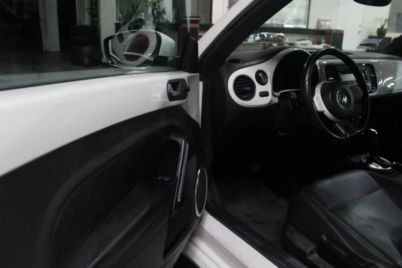 2013 Volkswagen Beetle 2.5L PZEV