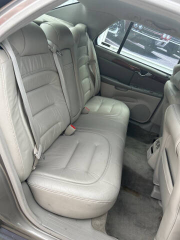 2002 Cadillac DeVille